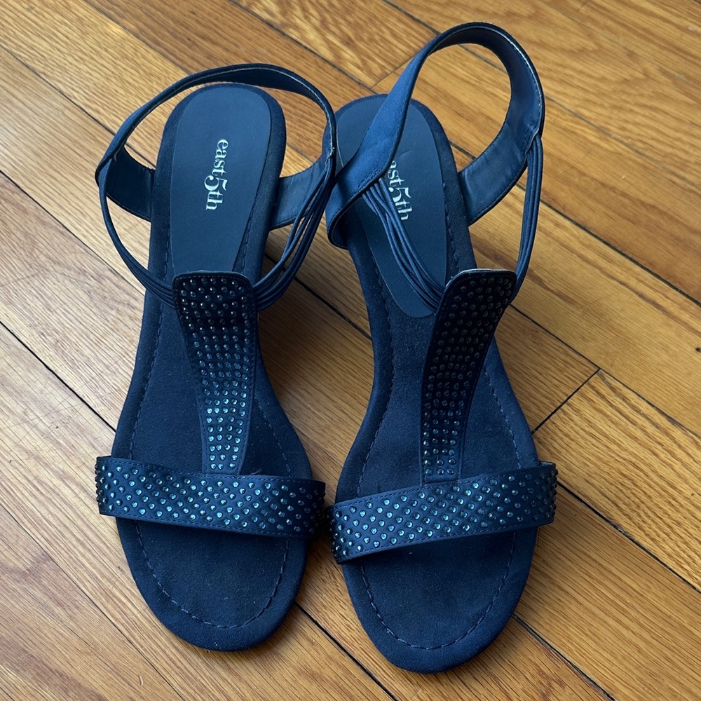 Wide East 5th Navy Sandals with Sparkling Accents